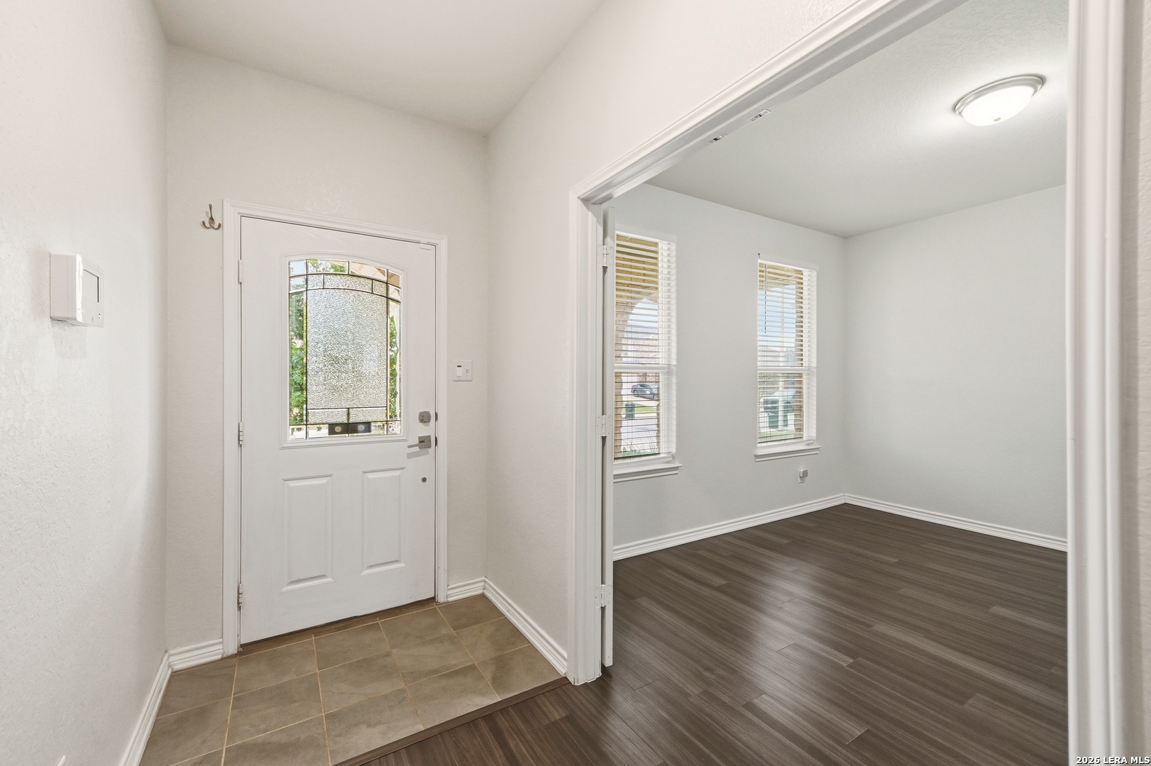 2077 OXBOW CIR, New Braunfels, TX 78130