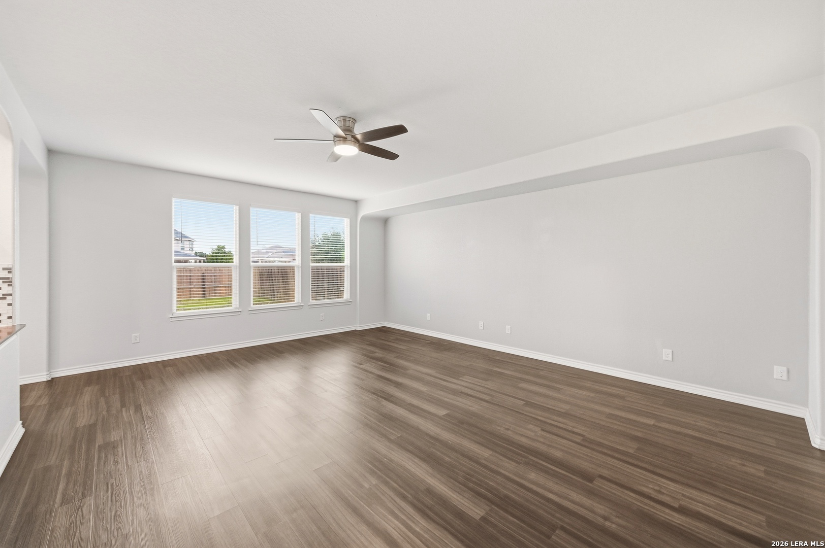 2077 OXBOW CIR, New Braunfels, TX 78130