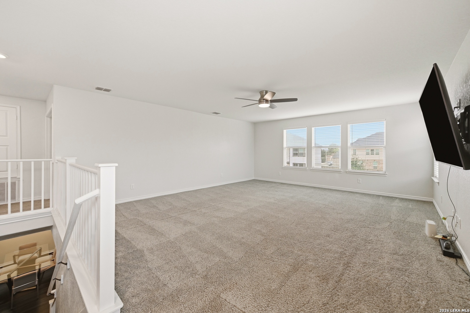 2077 OXBOW CIR, New Braunfels, TX 78130