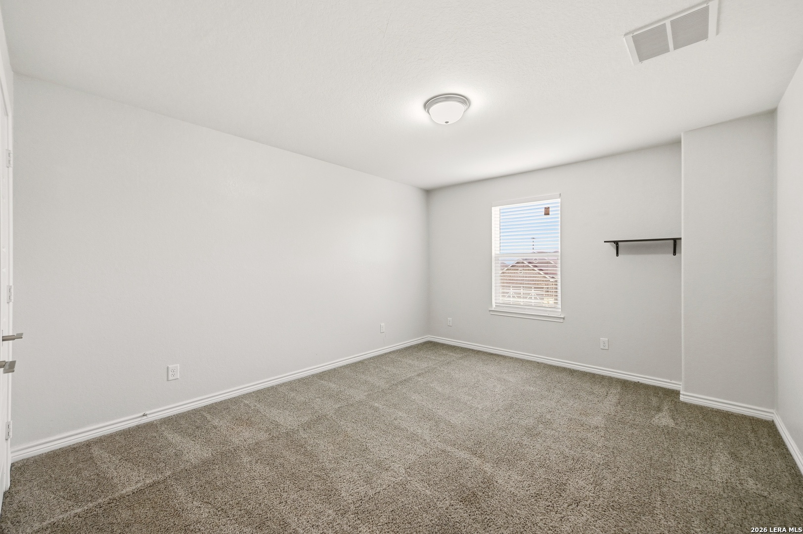 2077 OXBOW CIR, New Braunfels, TX 78130