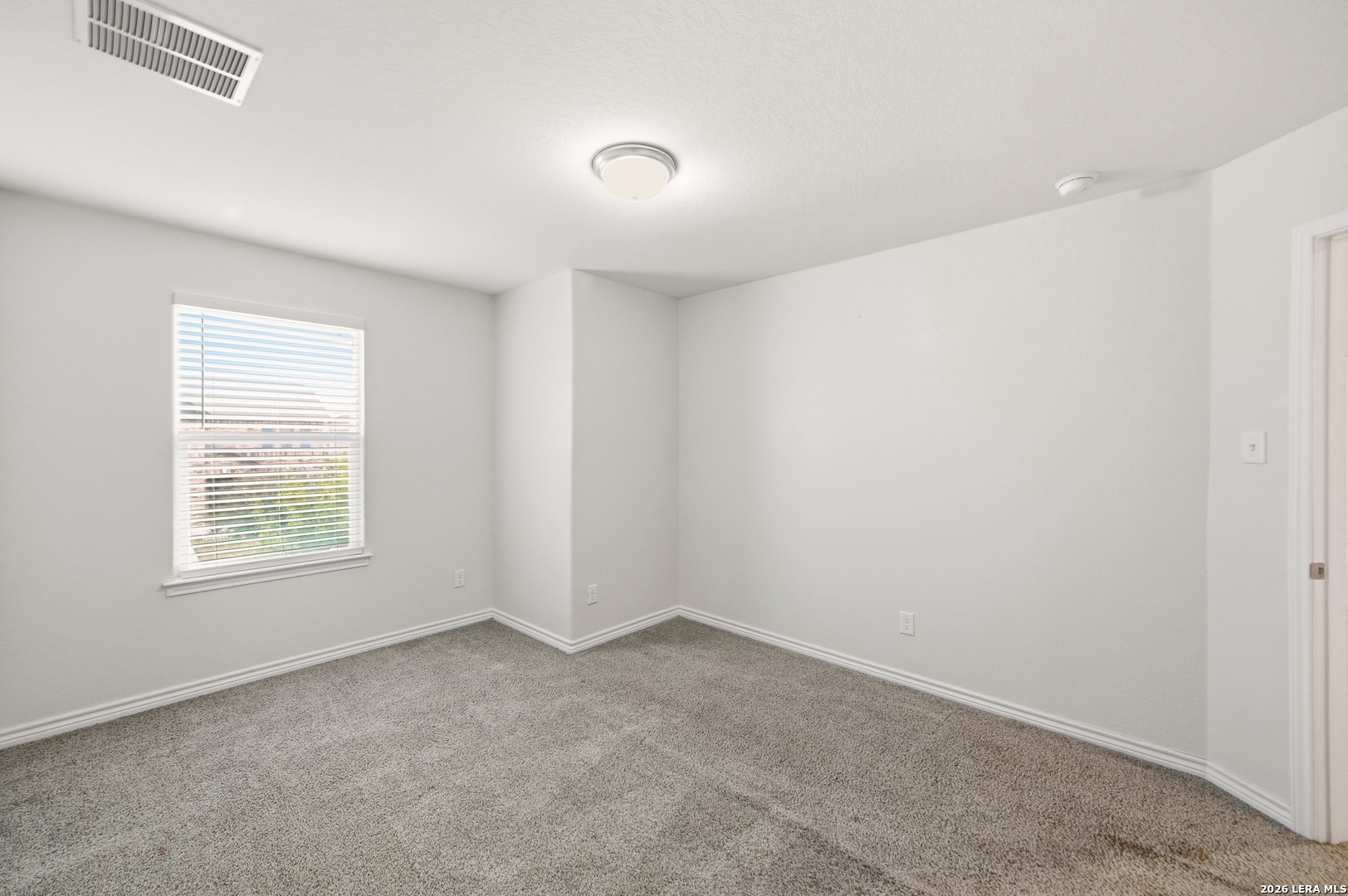 2077 OXBOW CIR, New Braunfels, TX 78130
