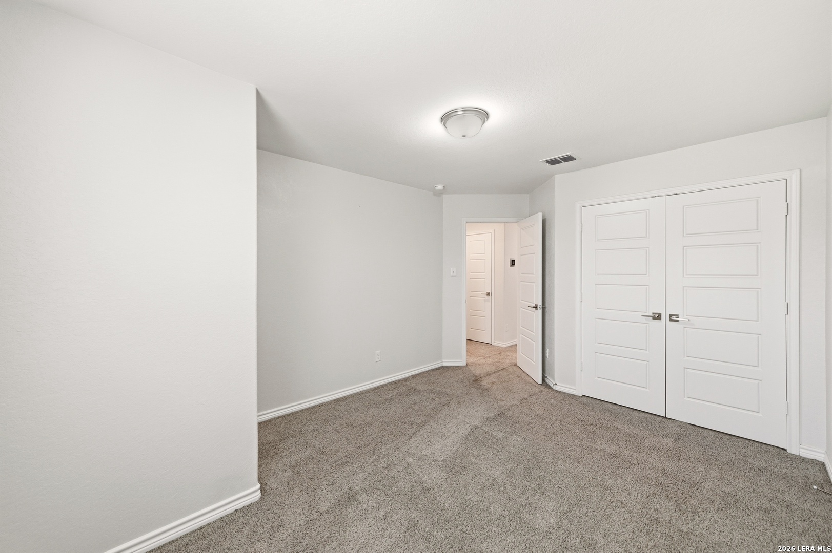 2077 OXBOW CIR, New Braunfels, TX 78130