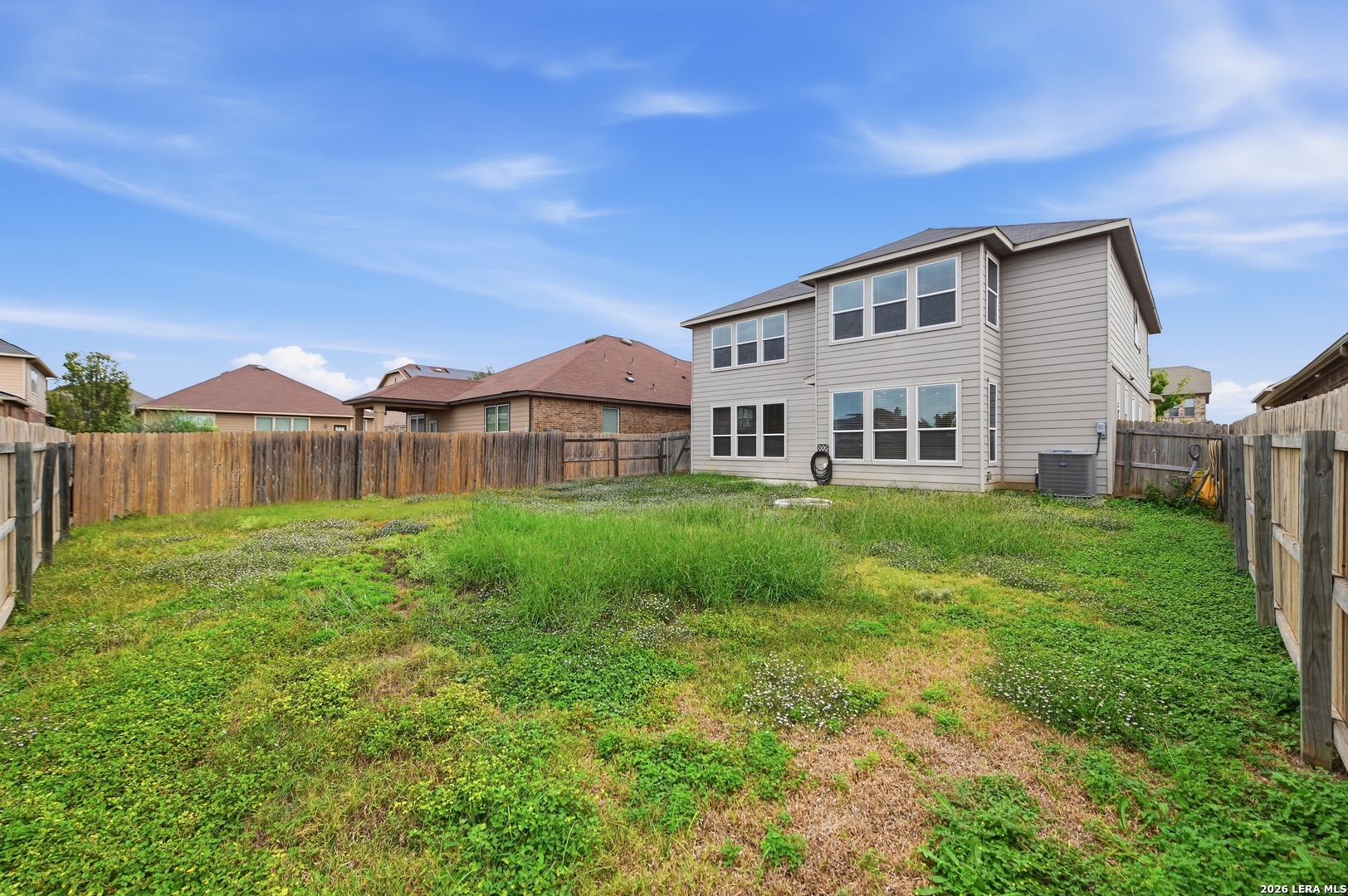 2077 OXBOW CIR, New Braunfels, TX 78130