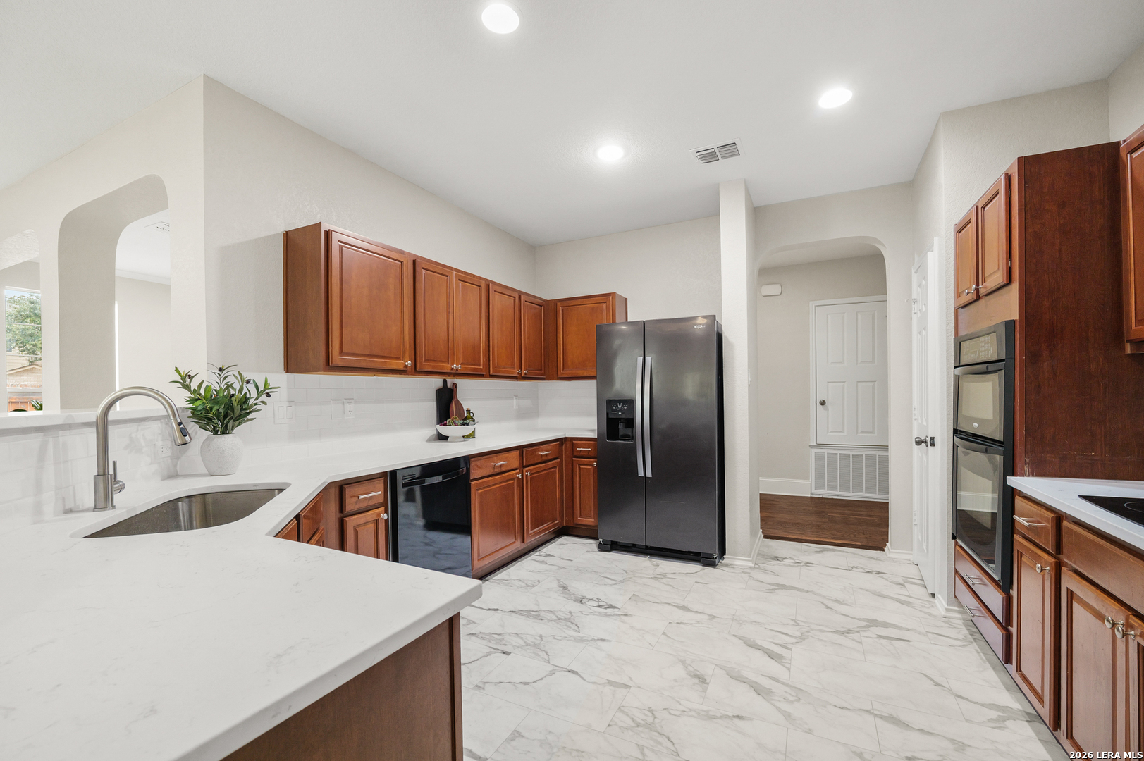 6600 WAYMAN RDG, San Antonio, TX 78233