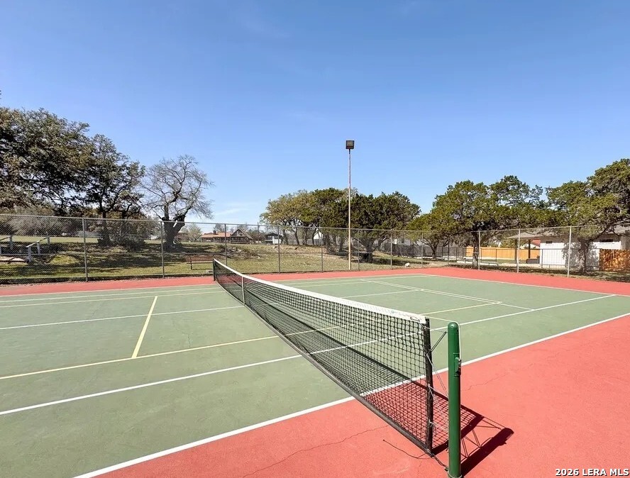 535 PARADISE DR, Canyon Lake, TX 78133