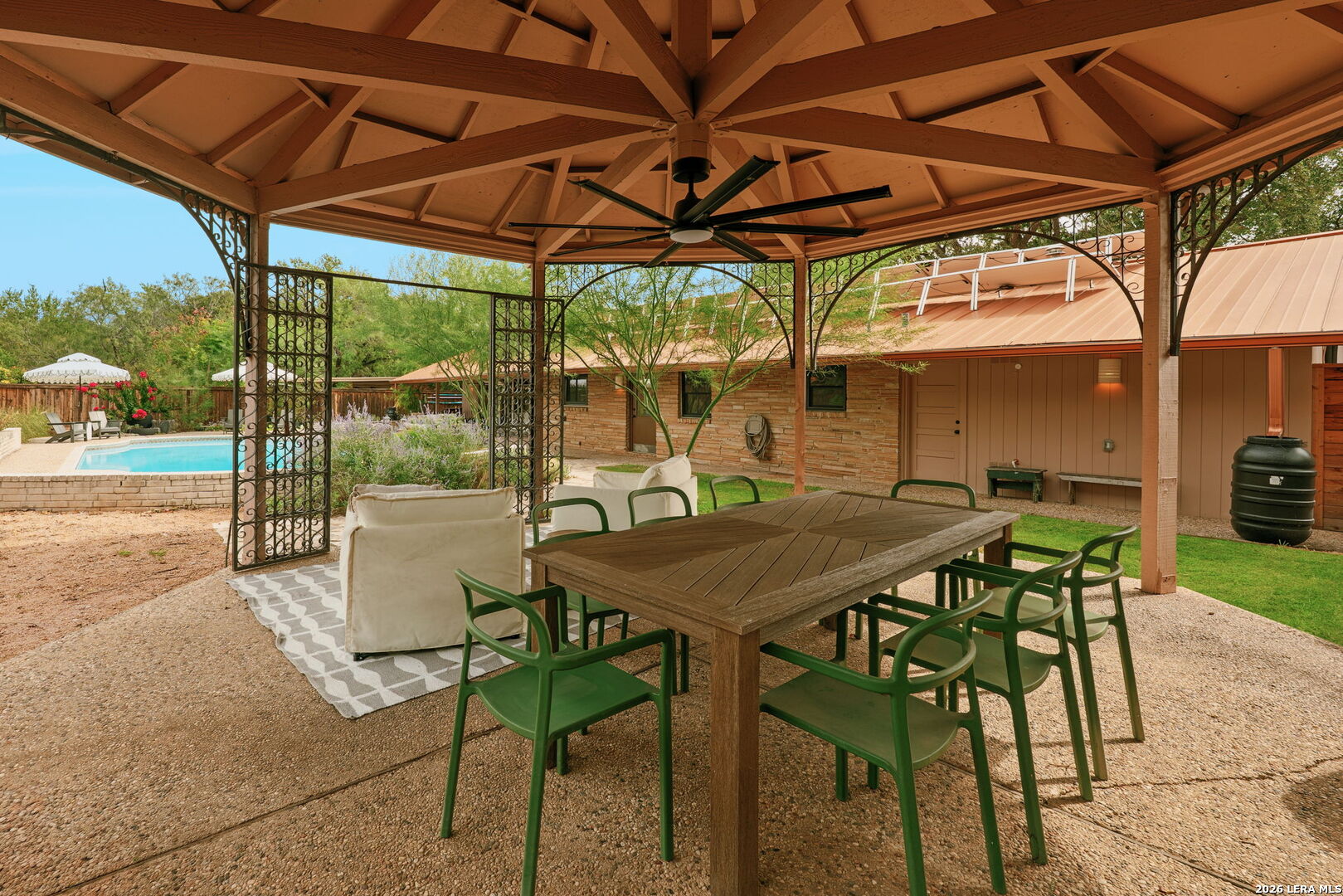 203 HERWECK DR, San Antonio, TX 78213