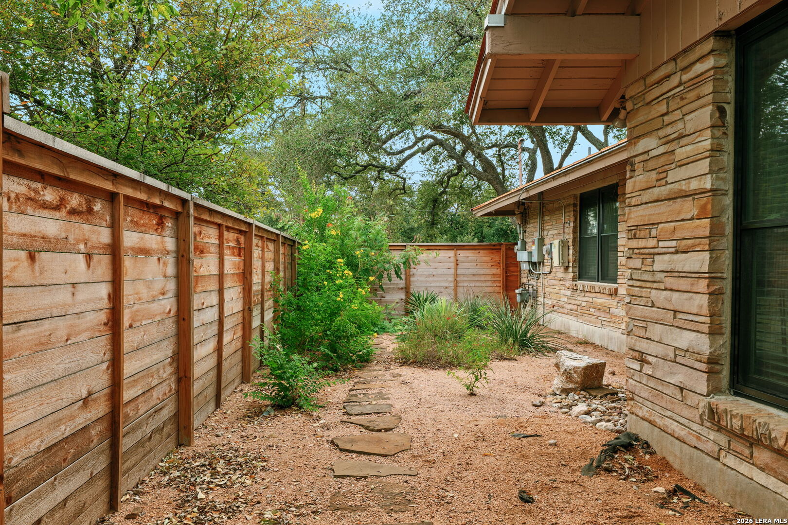 203 HERWECK DR, San Antonio, TX 78213