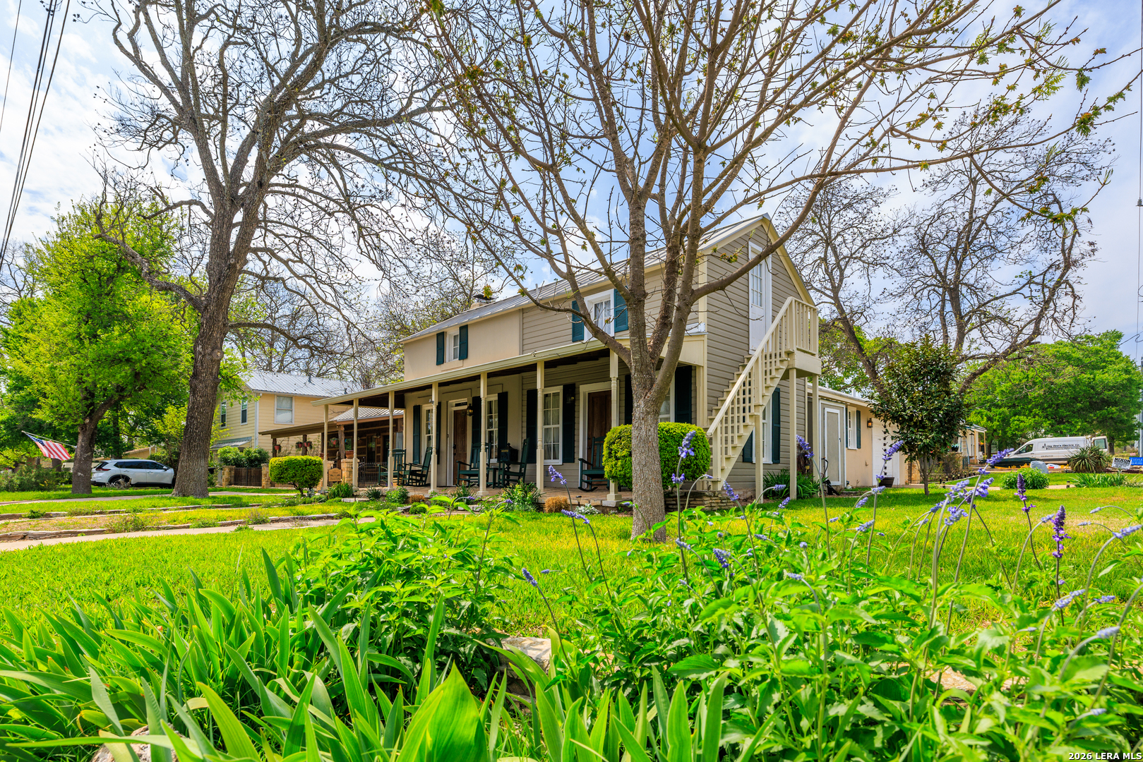 202 S BOWIE ST, Fredericksburg, TX 78624