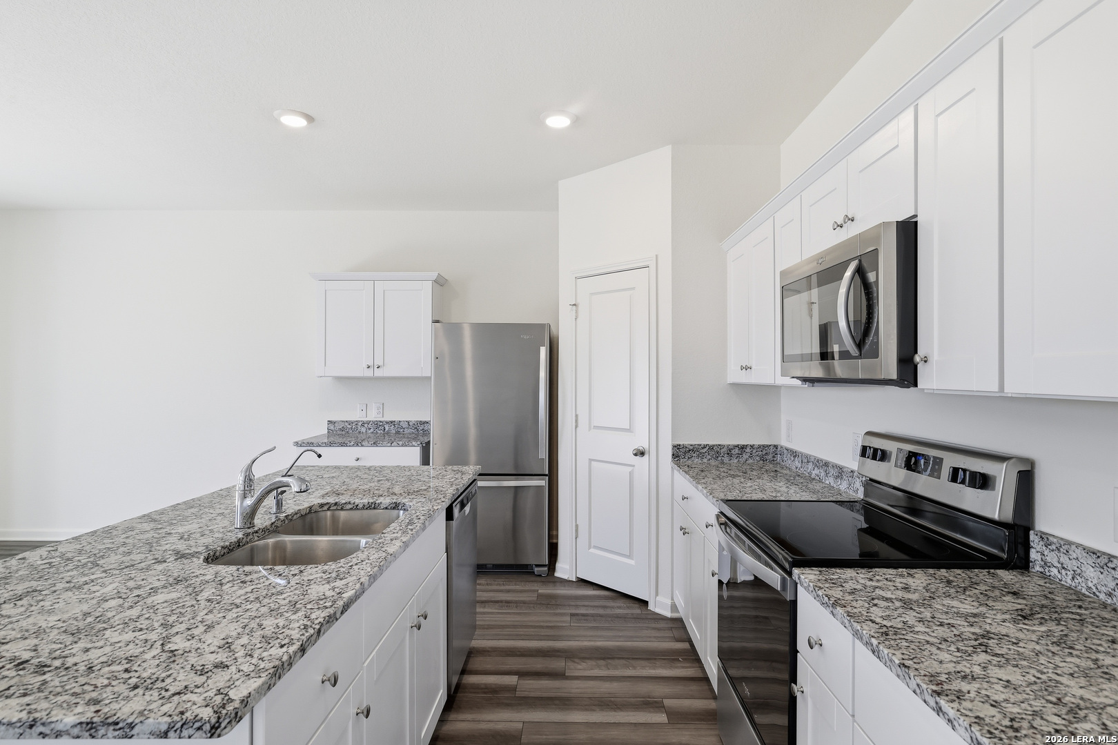 7746 FERN HOLW, San Antonio, TX 78252