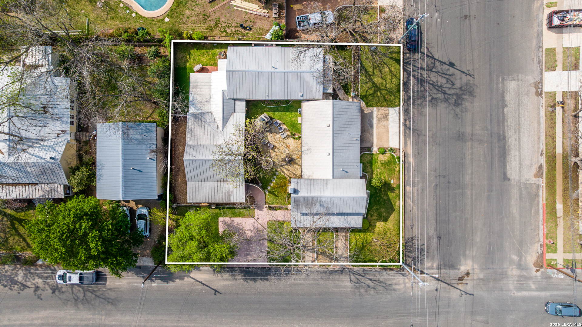 202 S BOWIE ST, Fredericksburg, TX 78624