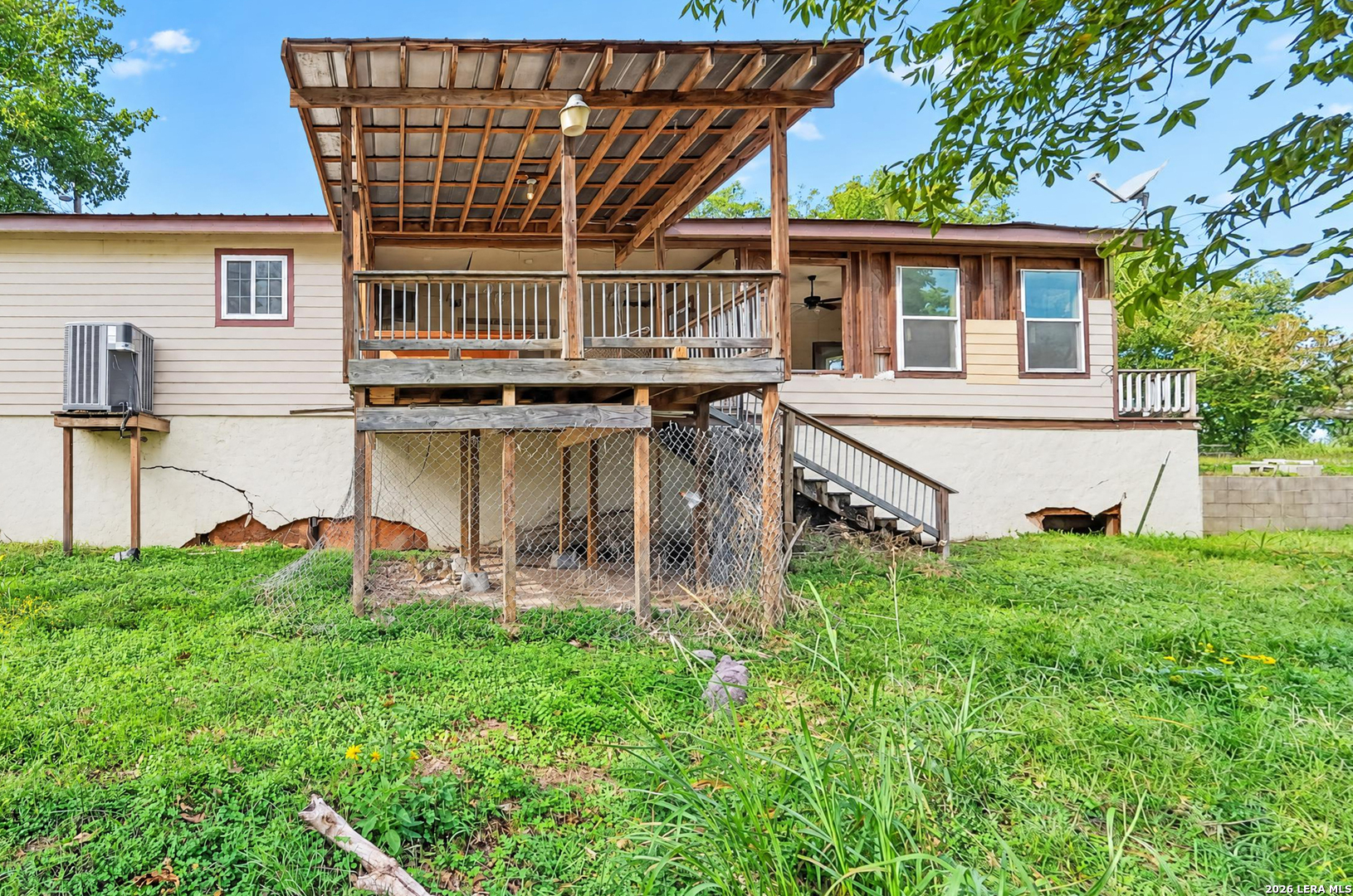 446 WHARTON RD, Kerrville, TX 78028