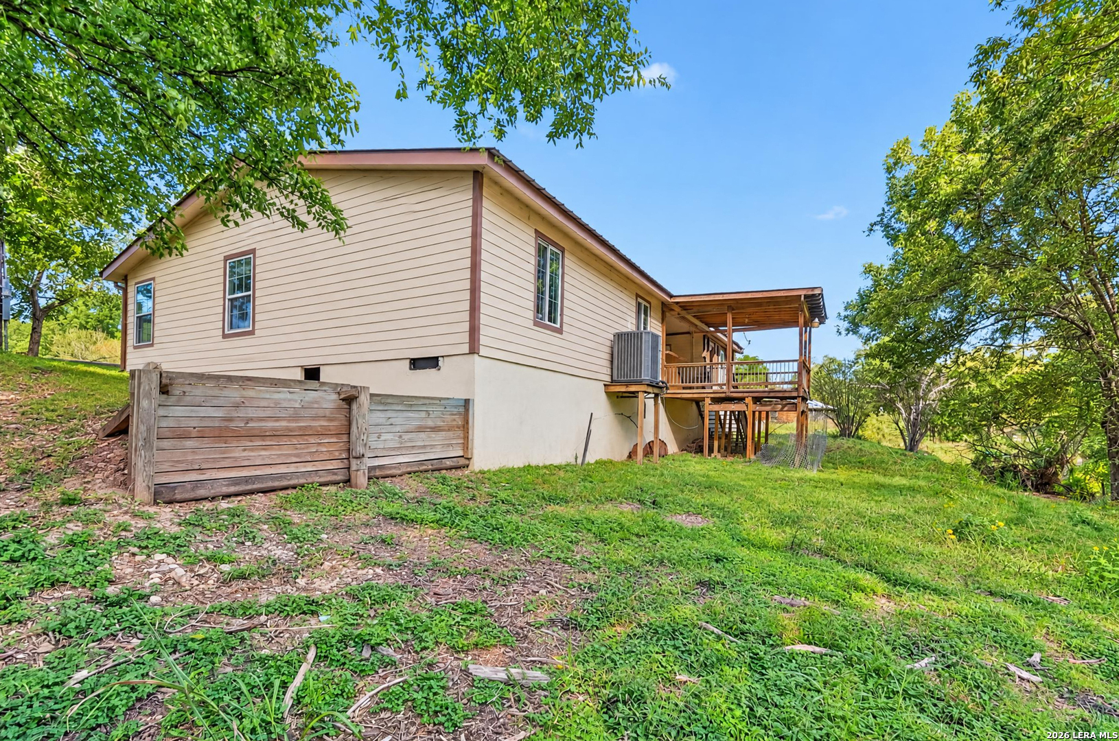 446 WHARTON RD, Kerrville, TX 78028