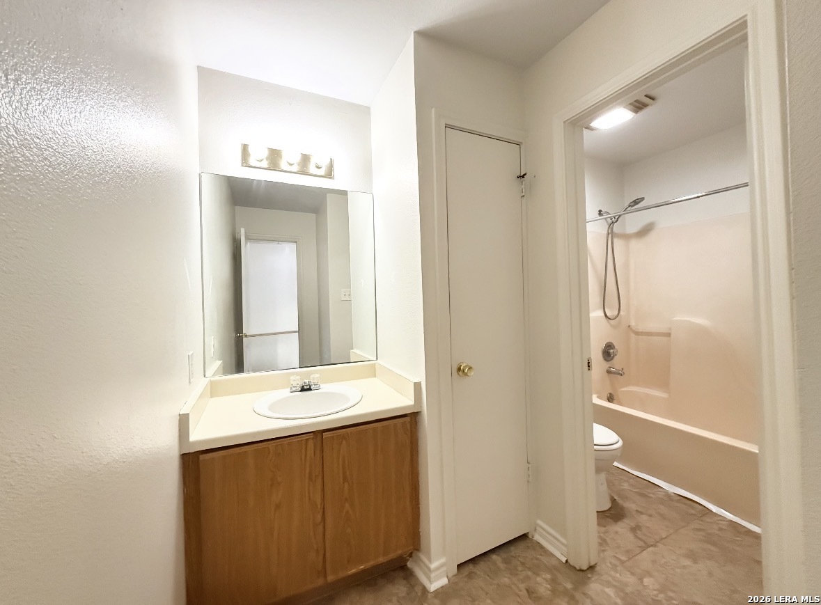 11707 Capotillo, San Antonio, TX 78233
