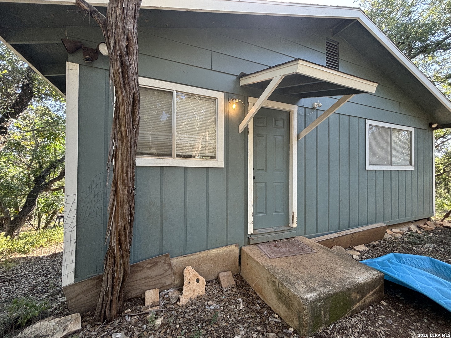 571 FIREFLY DR, Canyon Lake, TX 78133