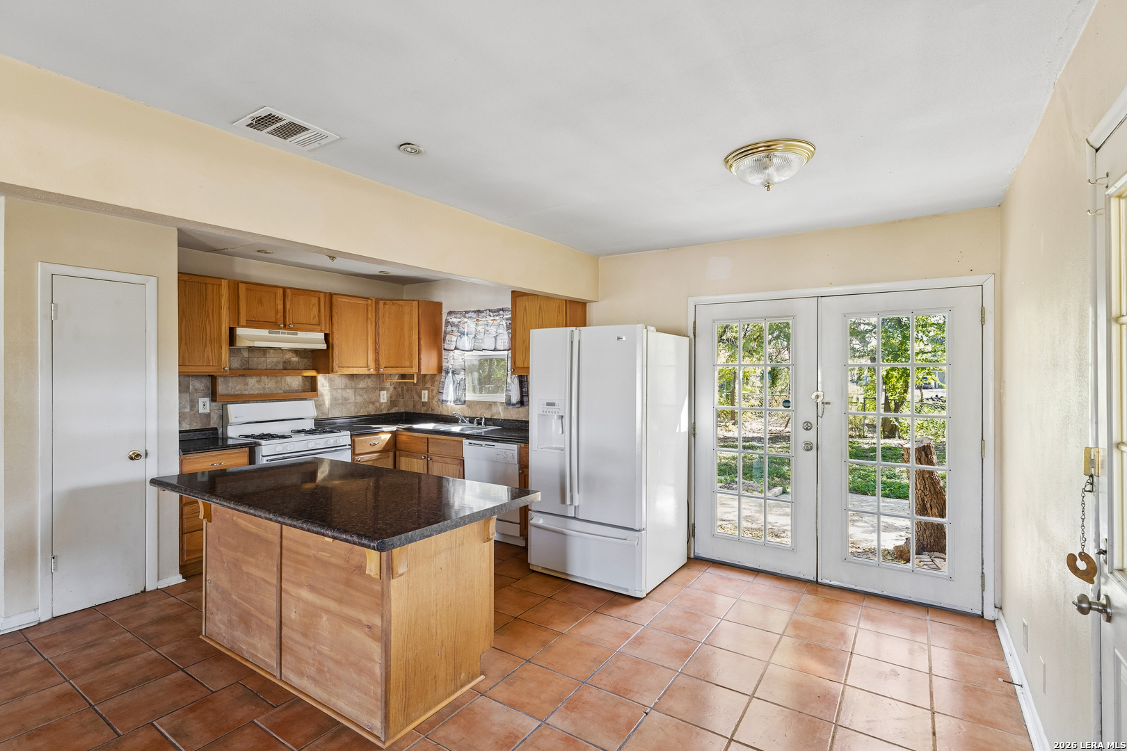 210 Goodhue, San Antonio, TX 78218