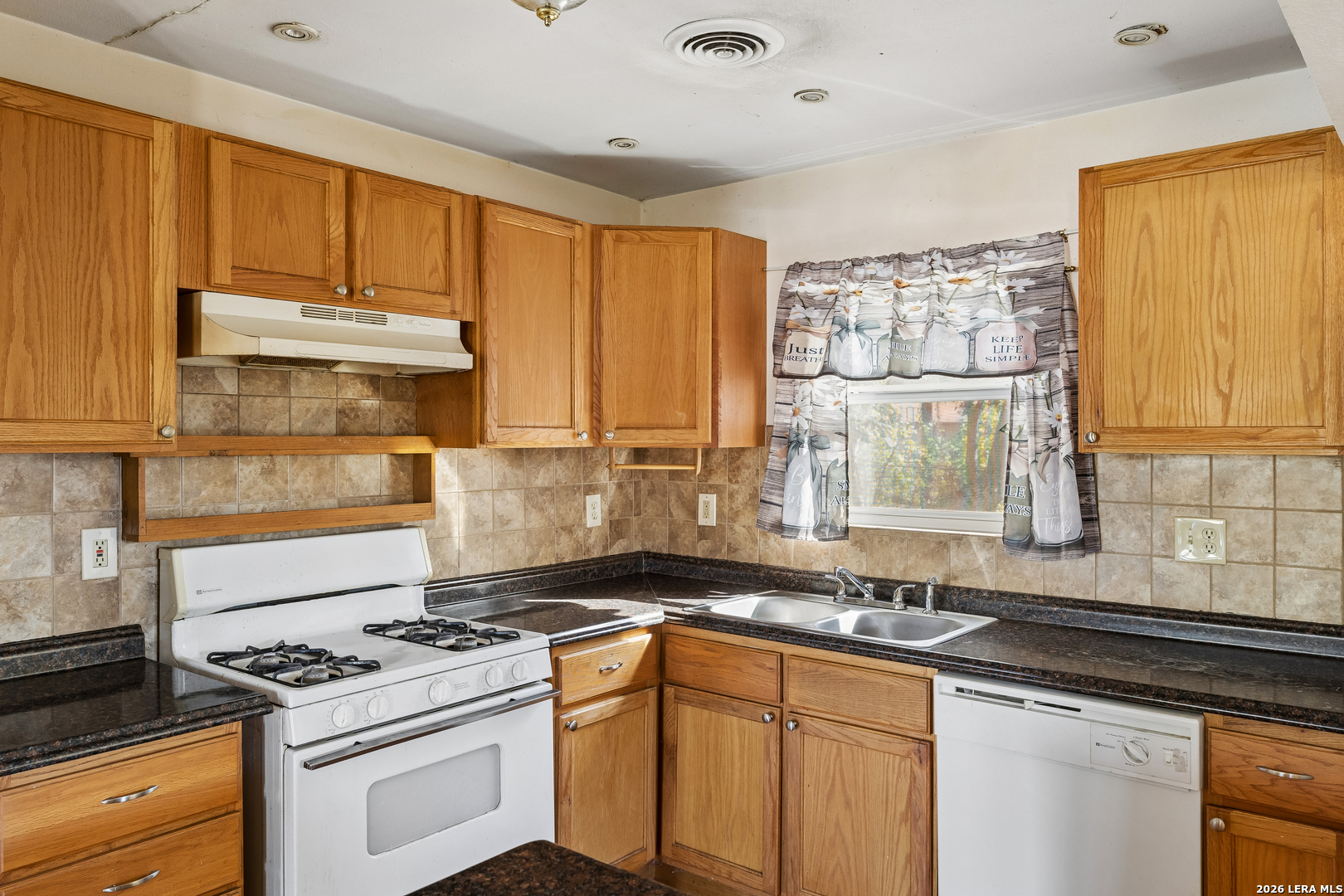 210 Goodhue, San Antonio, TX 78218