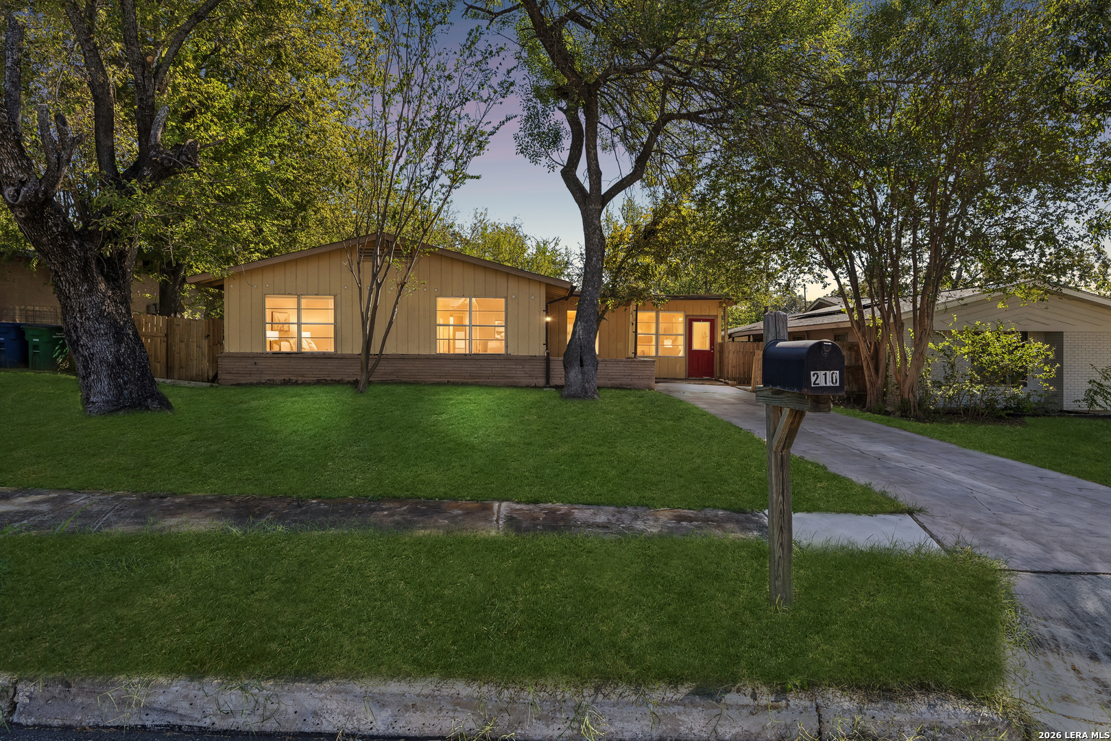 210 Goodhue, San Antonio, TX 78218