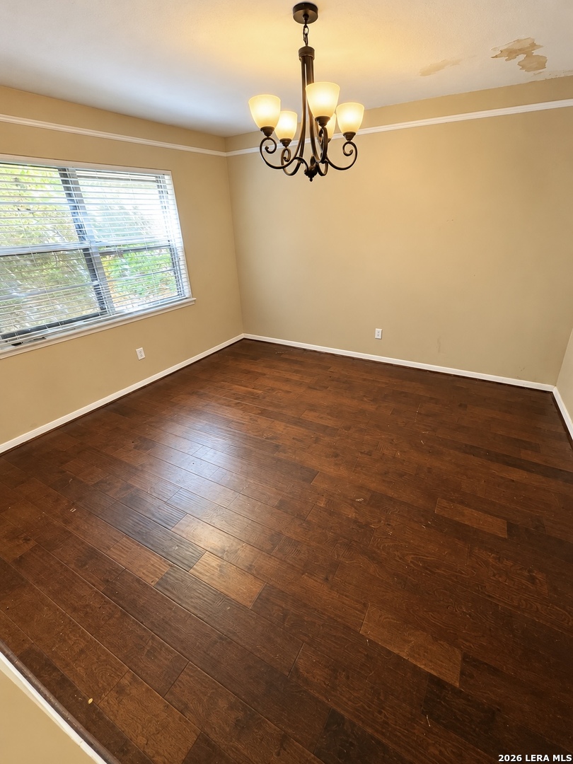 1111 Kanah Ln, Houston, TX 77090