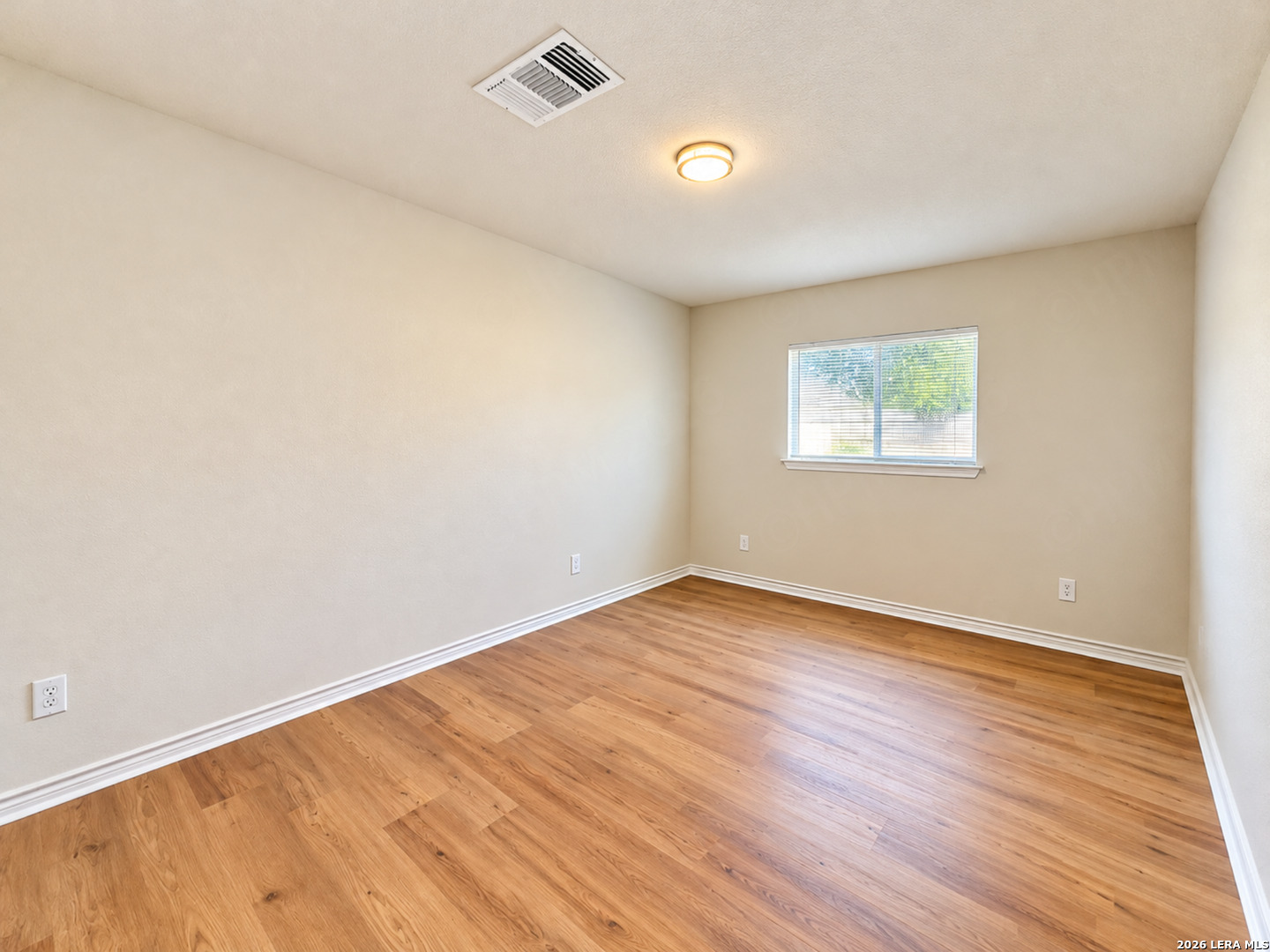 8802 New World, San Antonio, TX 78239