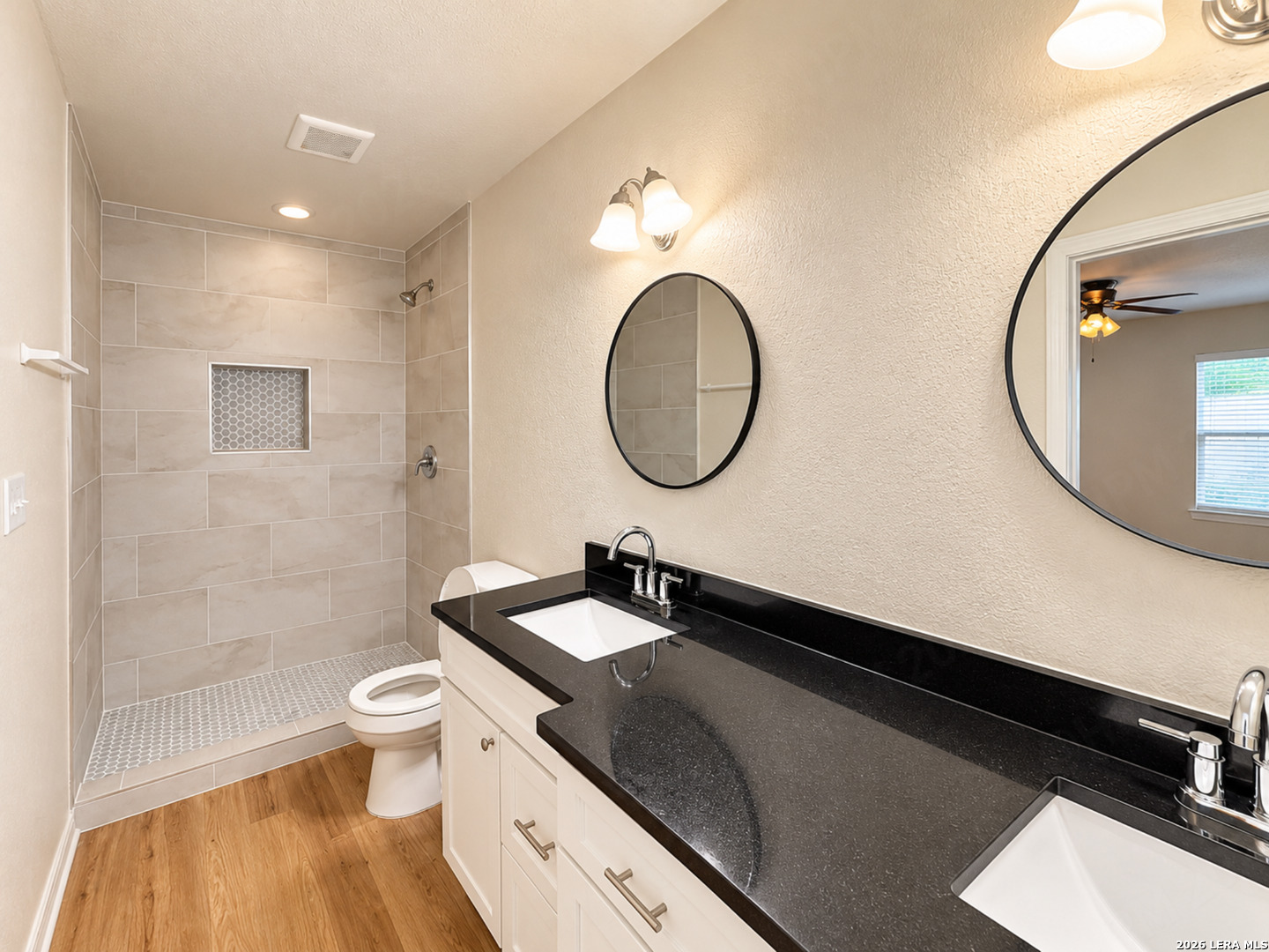 8802 New World, San Antonio, TX 78239