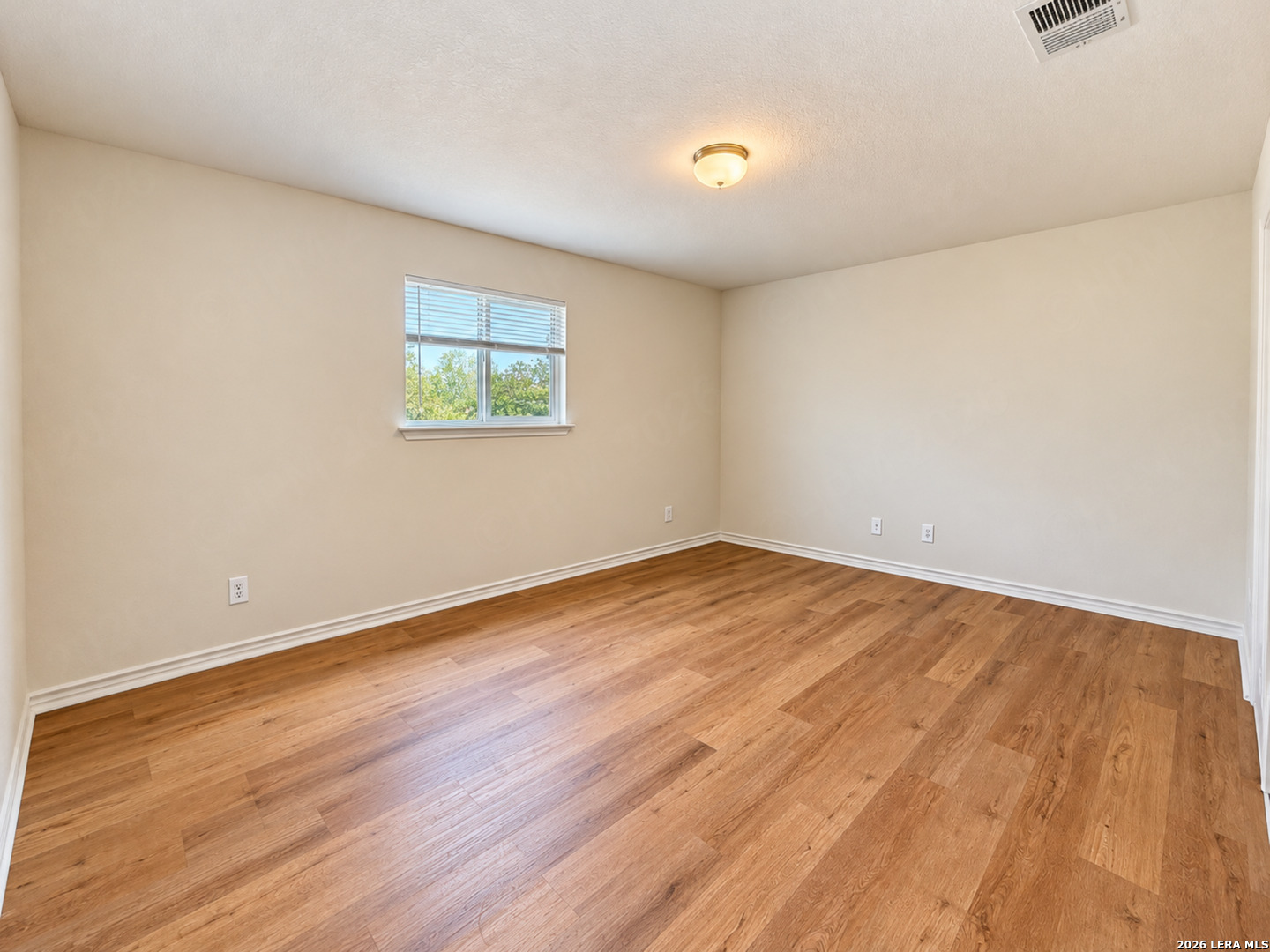 8802 New World, San Antonio, TX 78239