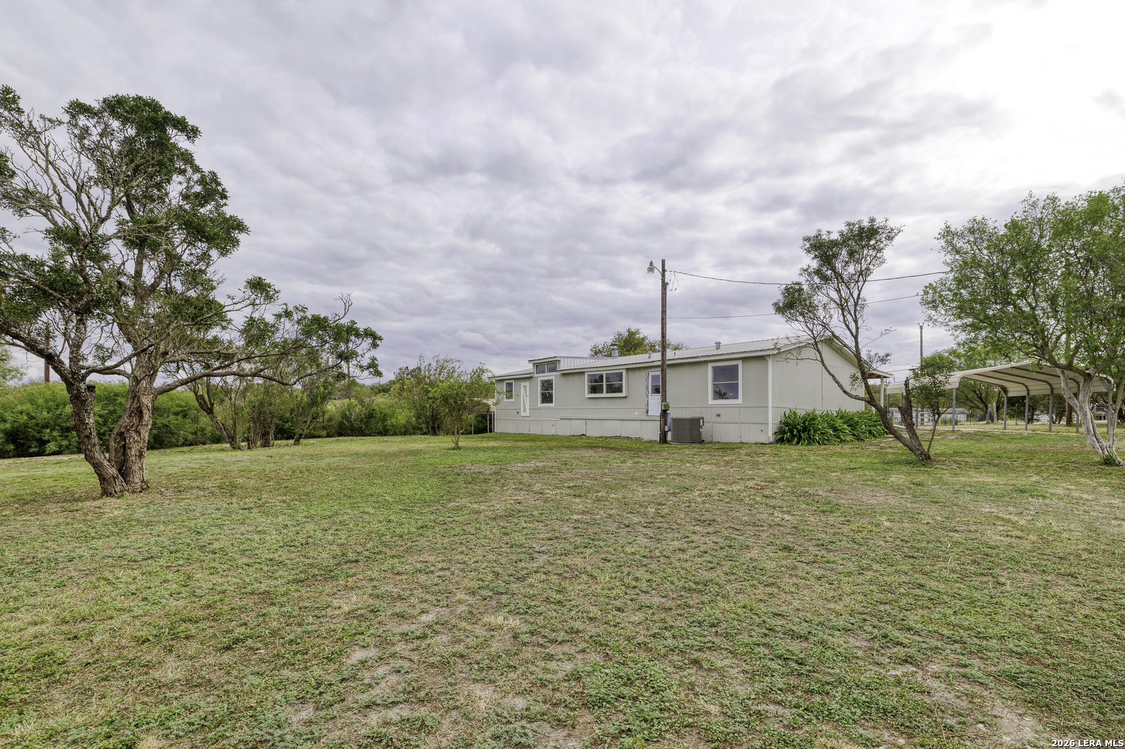 914 CR 4511, Hondo, TX 78861