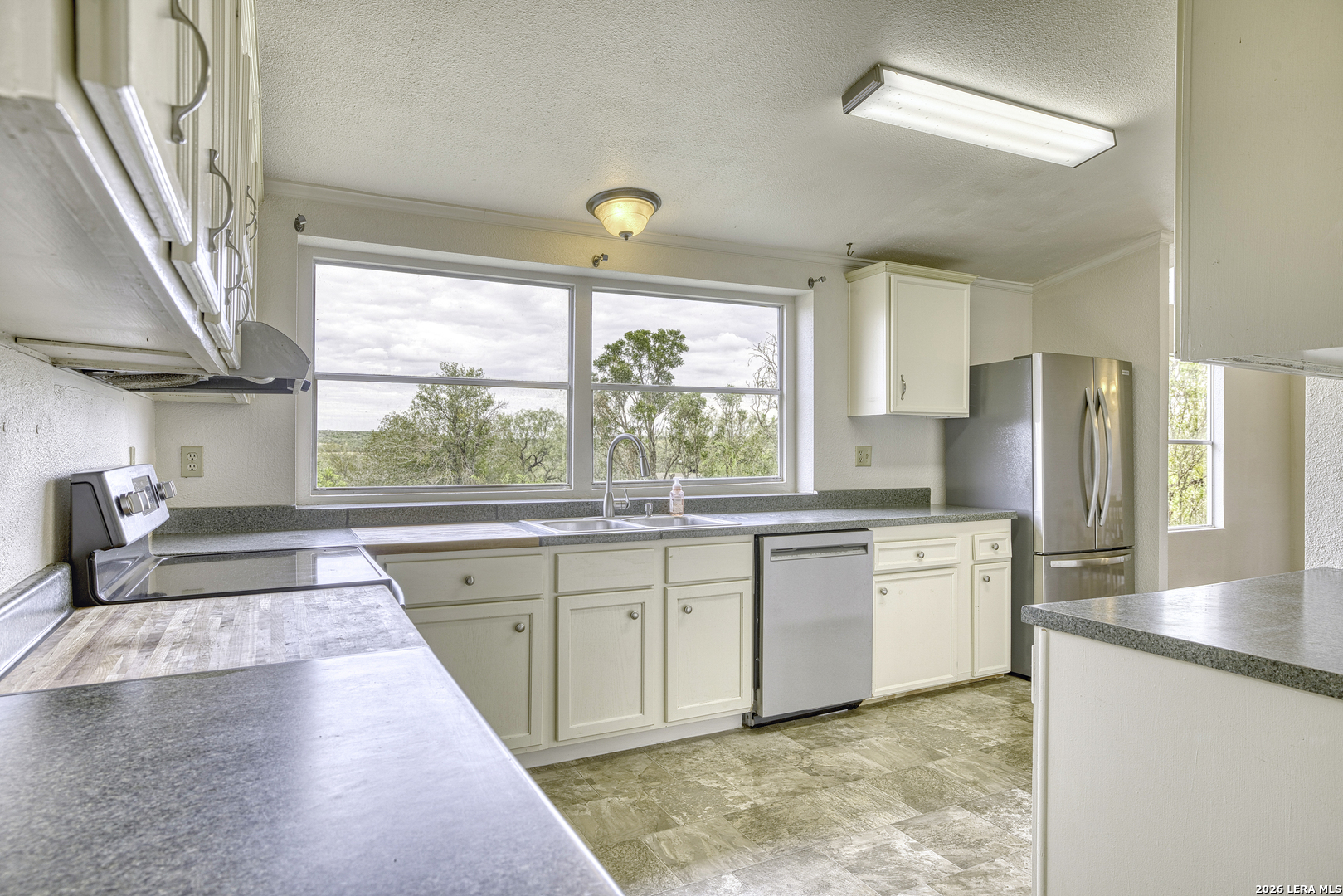 914 CR 4511, Hondo, TX 78861