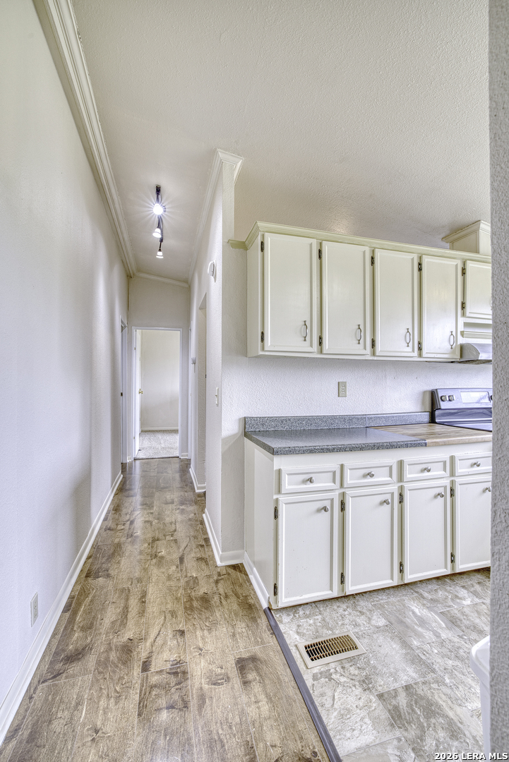 914 CR 4511, Hondo, TX 78861