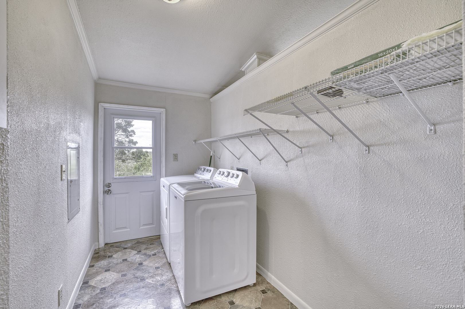 914 CR 4511, Hondo, TX 78861