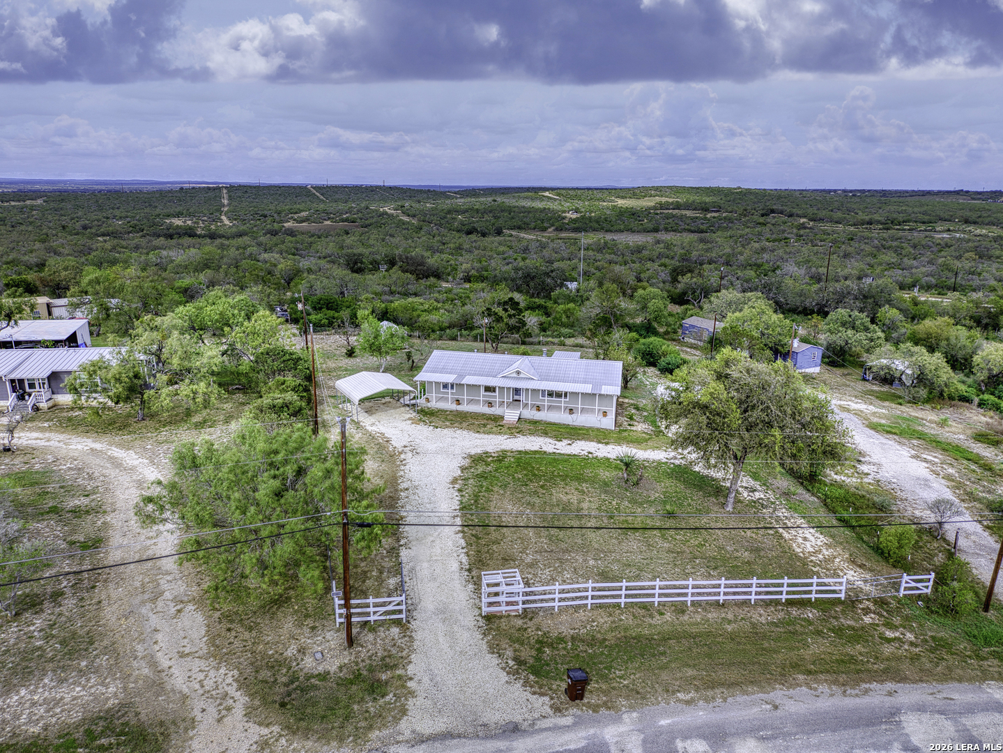 914 CR 4511, Hondo, TX 78861