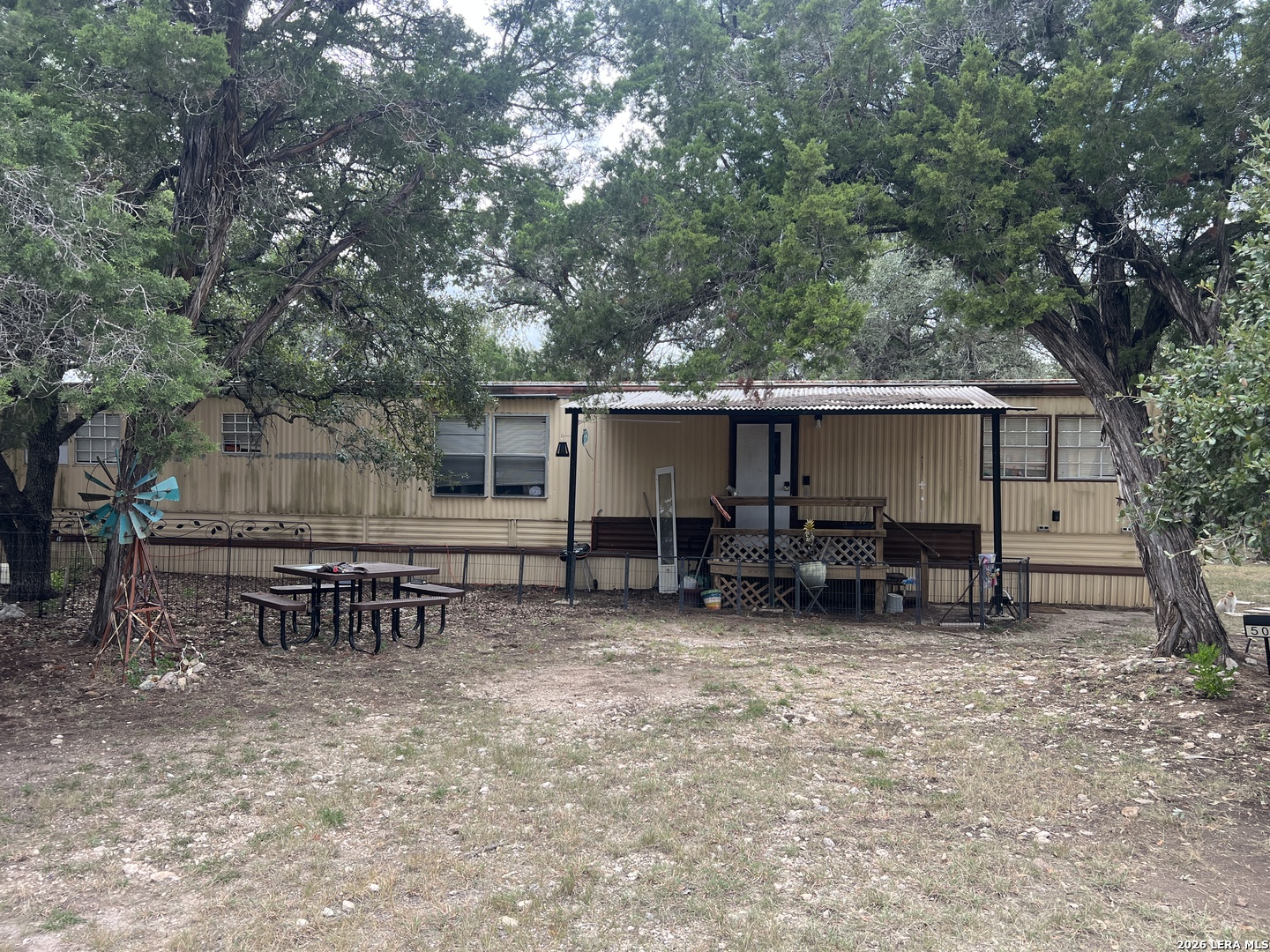 Property photo for 505 MOUNTAIN  Dr, Lakehills, TX