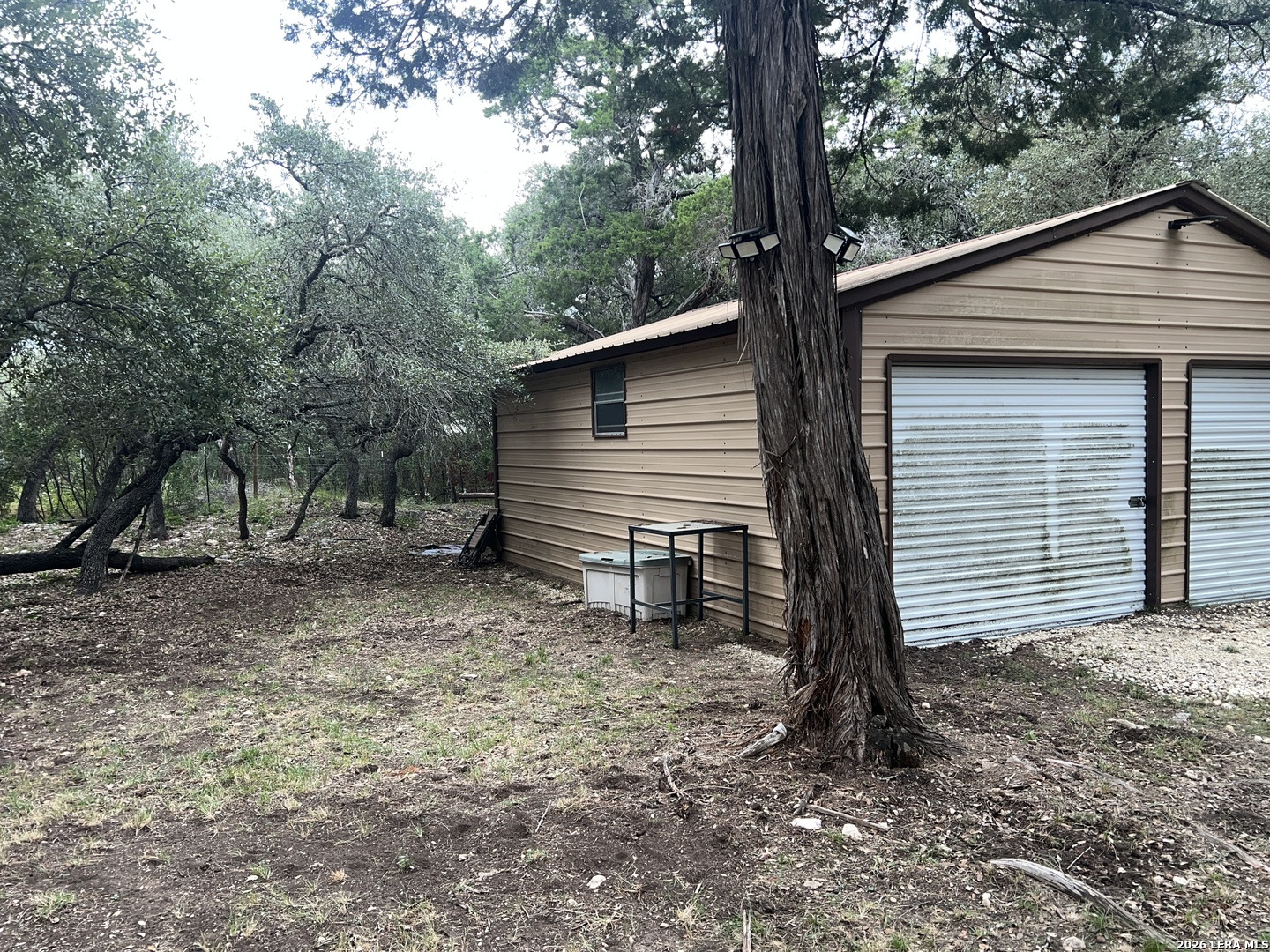 505 MOUNTAIN  Dr, Lakehills, TX 78003
