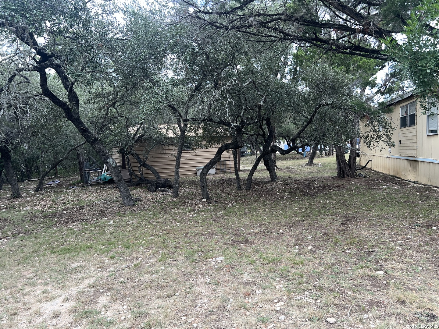 505 MOUNTAIN  Dr, Lakehills, TX 78003
