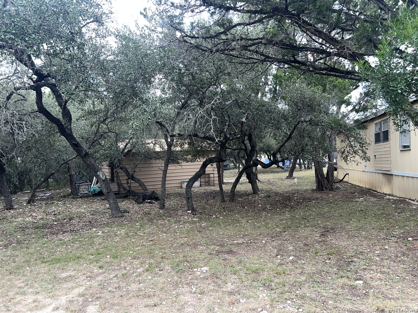 505 MOUNTAIN  Dr, Lakehills, TX 78003