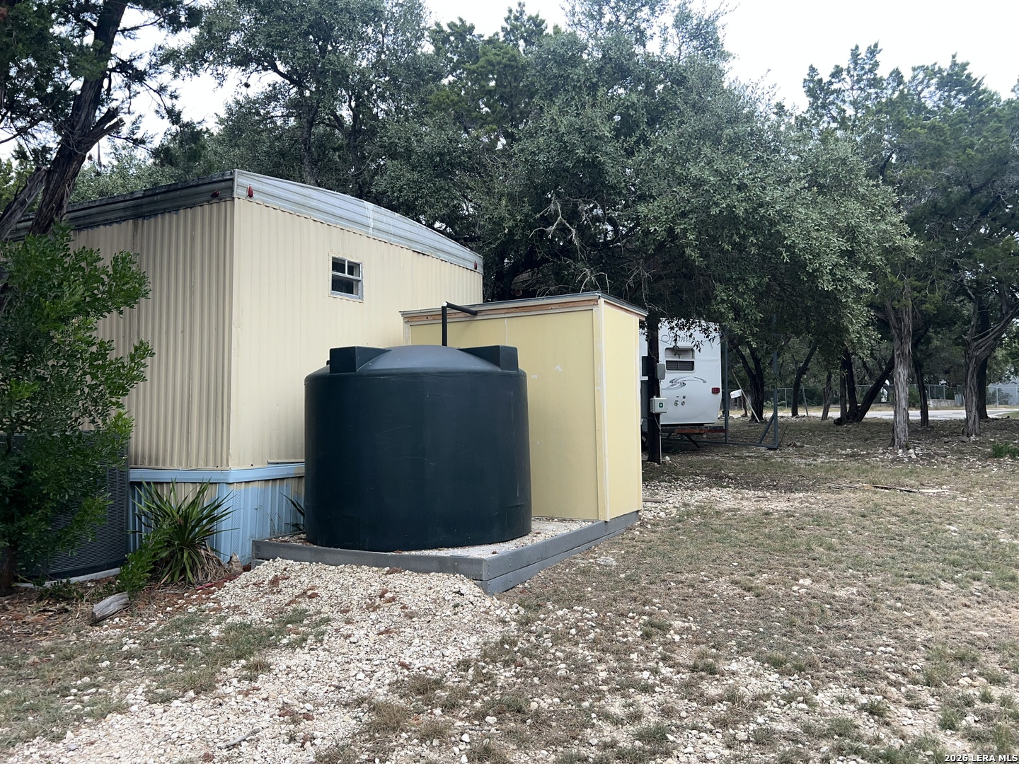 505 MOUNTAIN  Dr, Lakehills, TX 78003