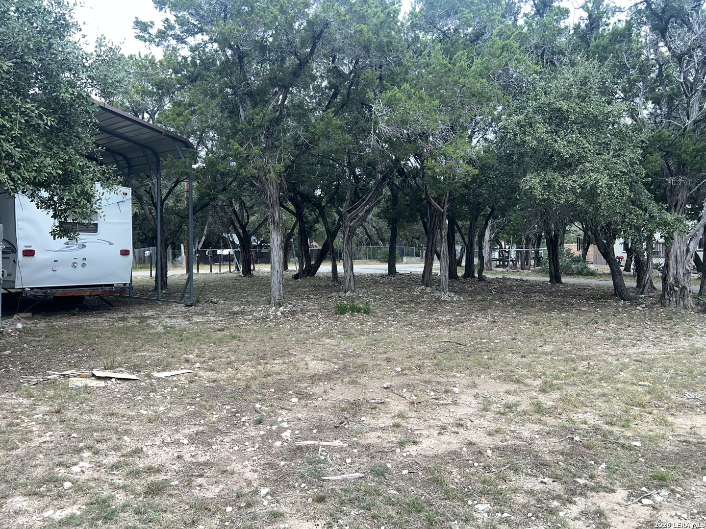 505 MOUNTAIN  Dr, Lakehills, TX 78003