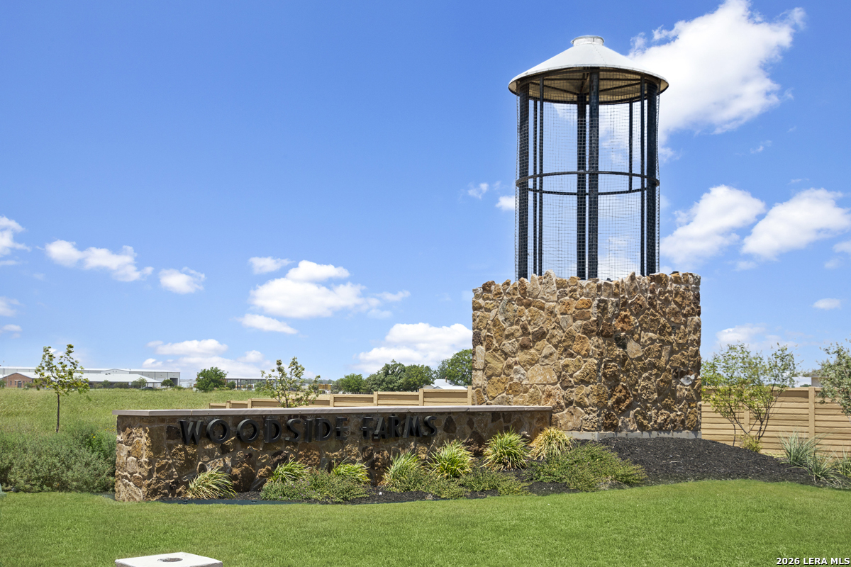 401 Sunrise Park, Seguin, TX 78155