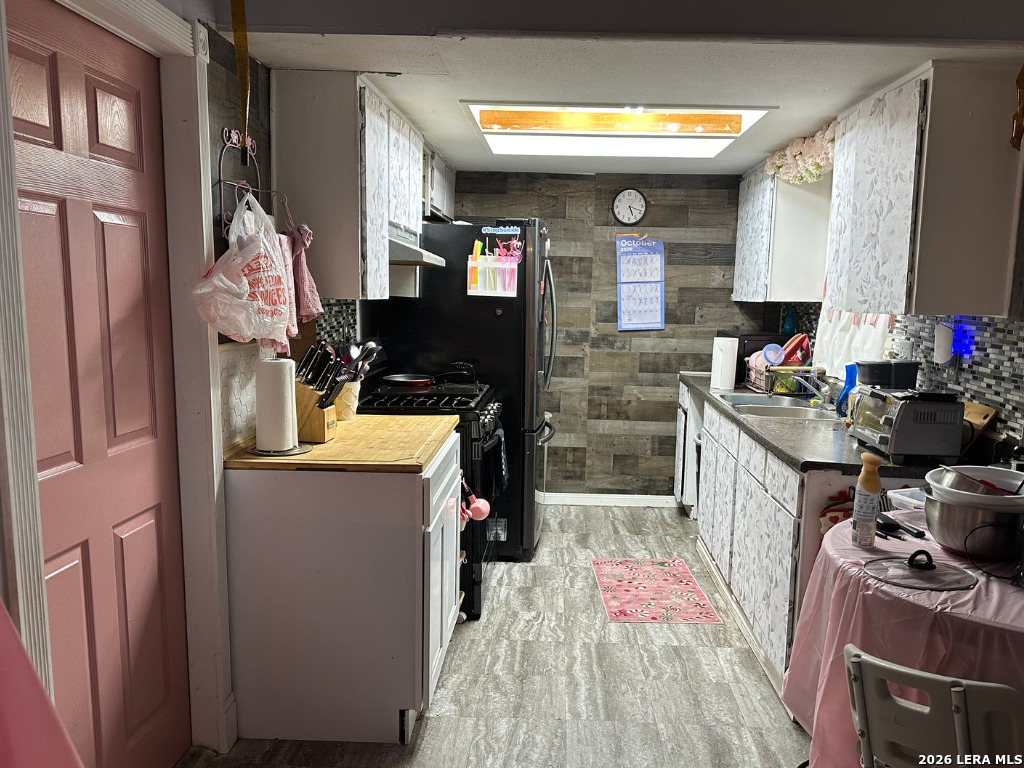 Photo 2 of Single family home for sale at 7523 Meadow Green St, San Antonio, TX 78251 | MLS# 2027204 | Listing updated on 2026-10-30
