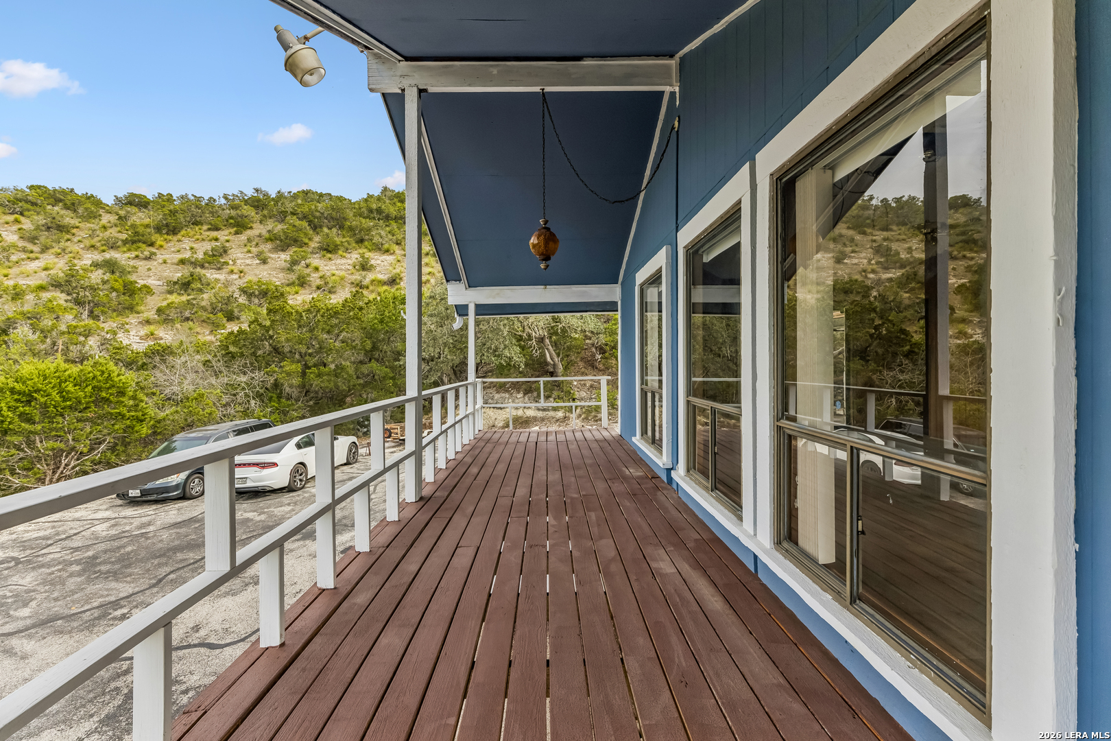 642 White Oak Dr, Canyon Lake, TX 78133