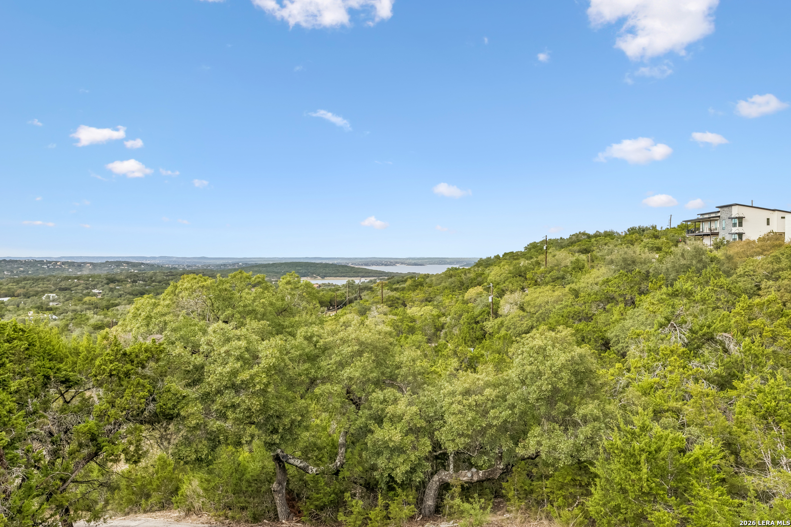 642 White Oak Dr, Canyon Lake, TX 78133