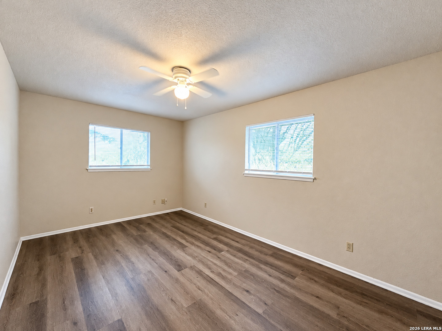 5003 Gene Cernan, Kirby, TX 78219