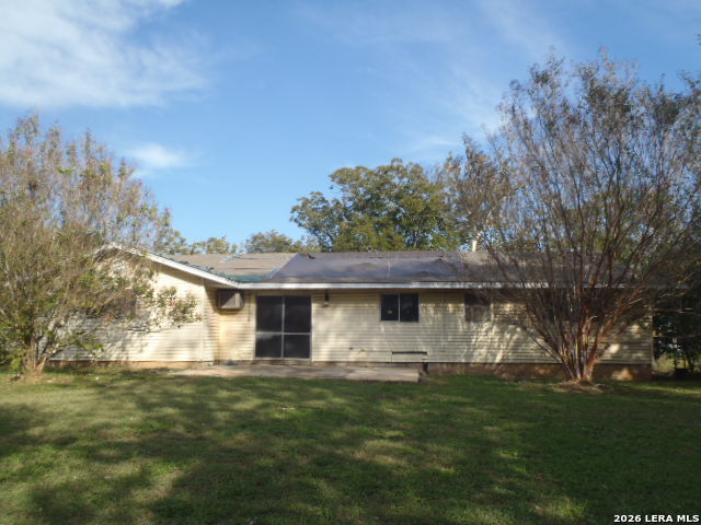 404 Short Ave, Seguin, TX 78155