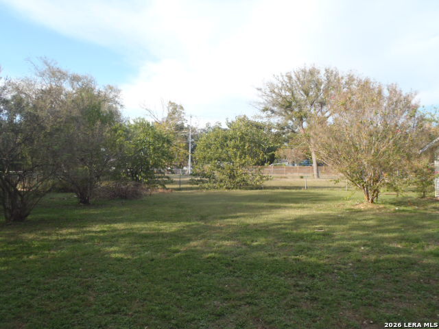 404 Short Ave, Seguin, TX 78155