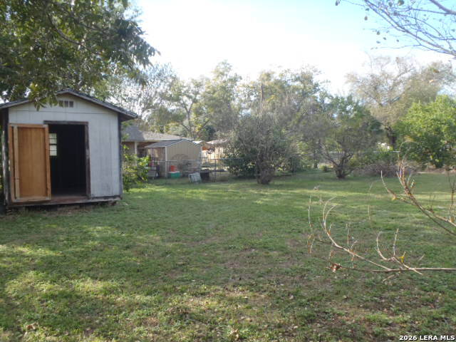 404 Short Ave, Seguin, TX 78155