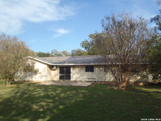 404 Short Ave, Seguin, TX 78155