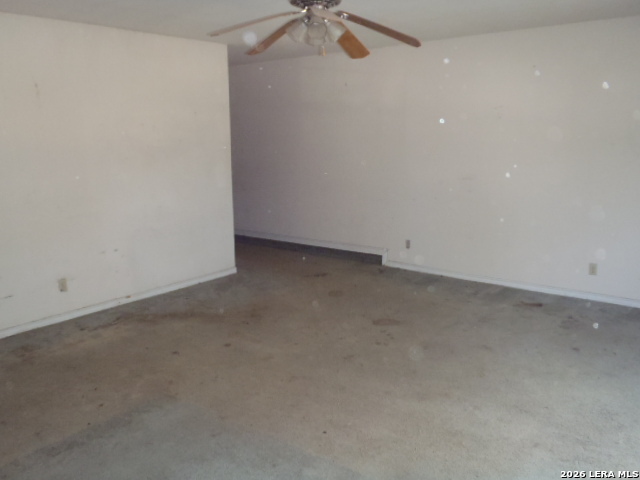 404 Short Ave, Seguin, TX 78155