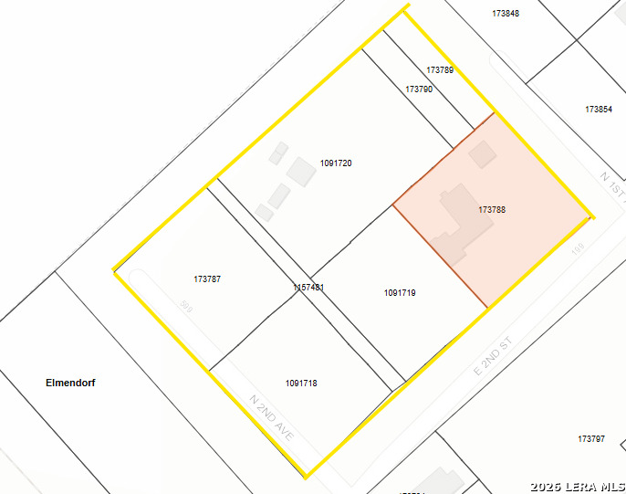 123 E 2ND ST, Elmendorf, TX 78112
