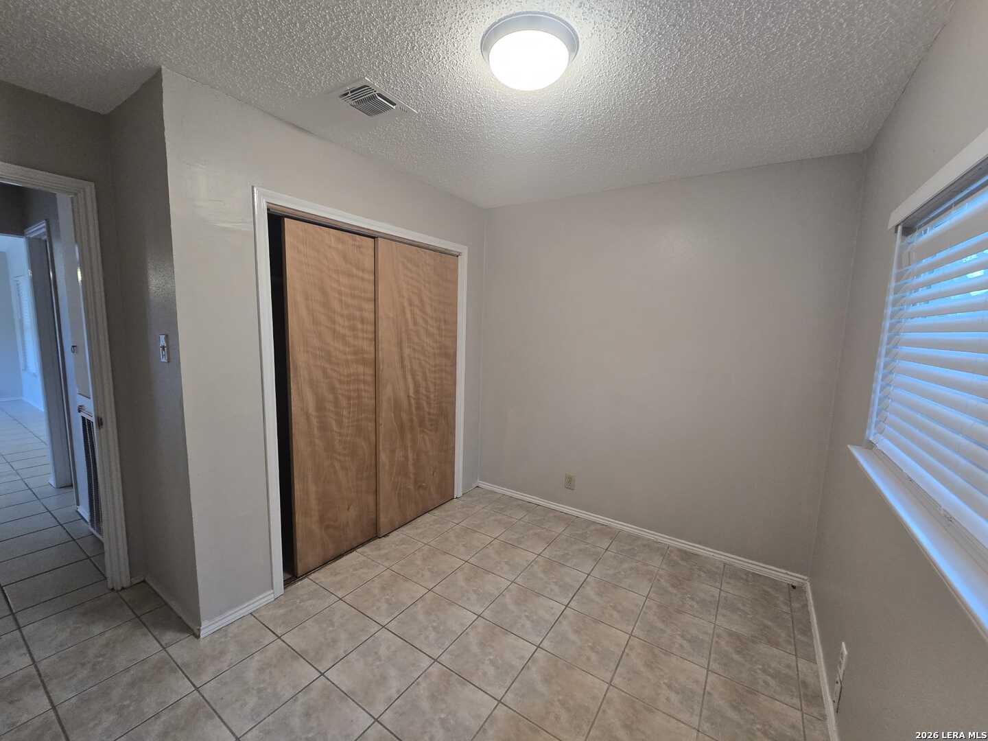 8703 RIDGE MOON DR, San Antonio, TX 78239