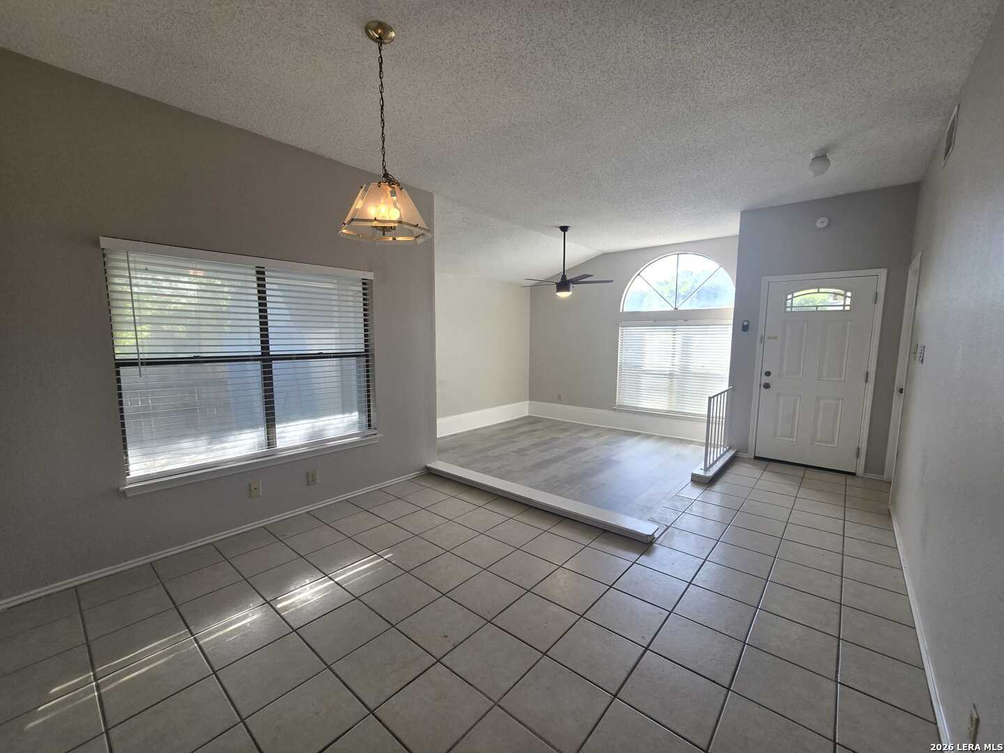 8703 RIDGE MOON DR, San Antonio, TX 78239