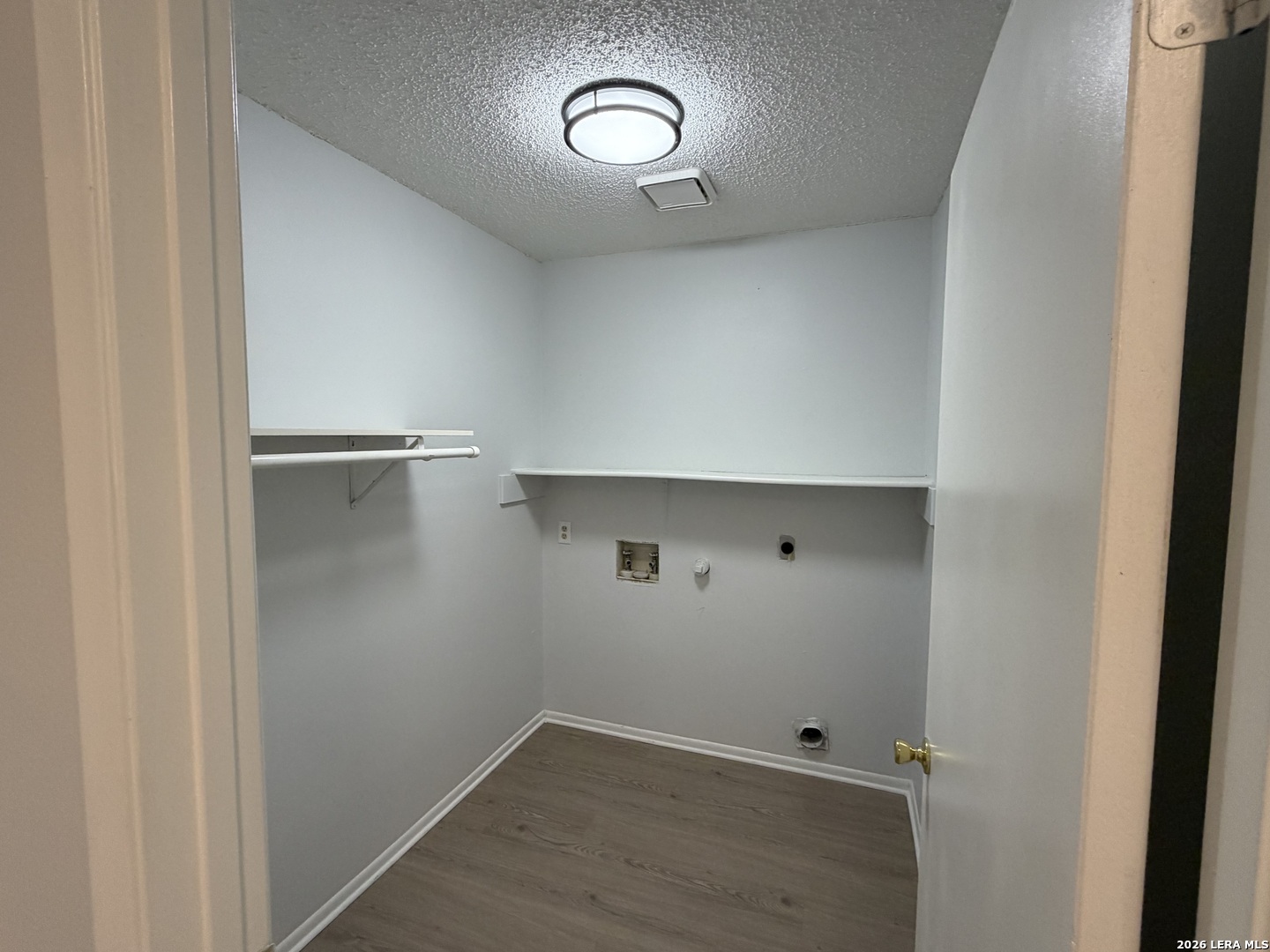 6664 Snow Meadow Dr, Converse, TX 78109